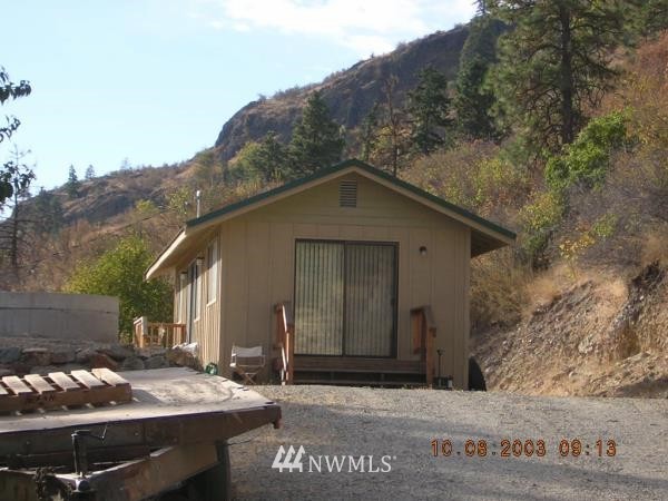17195 South Lakeshore Road Chelan, WA 98816 - Photo 1 of 10 Gallery Image 1