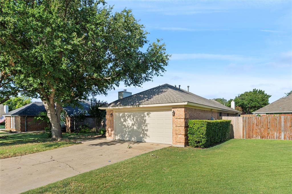 2134 Ridgecliff Drive Keller, TX 76248 - Photo 3 of 25 Gallery Image 3