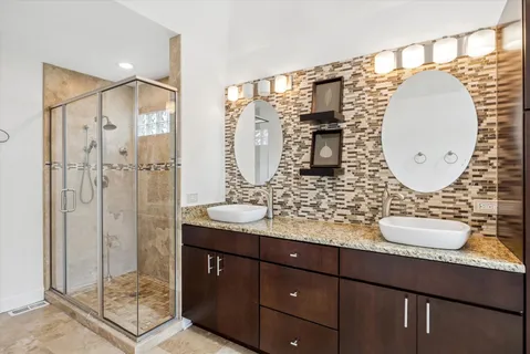 $1,250,000 | 2459 Fawn Lake Circle, Naperville, IL 60564