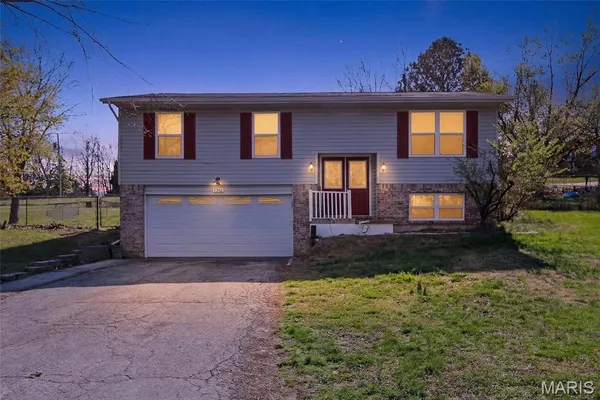 $249,900 | 7302 Carriwood Drive, Cedar Hill, MO 63016