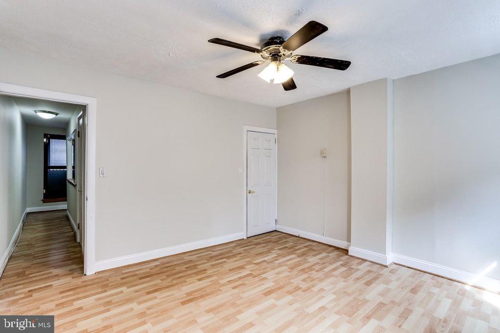 616 South Chapel Street Baltimore, MD 21231 - Photo 20 of 26