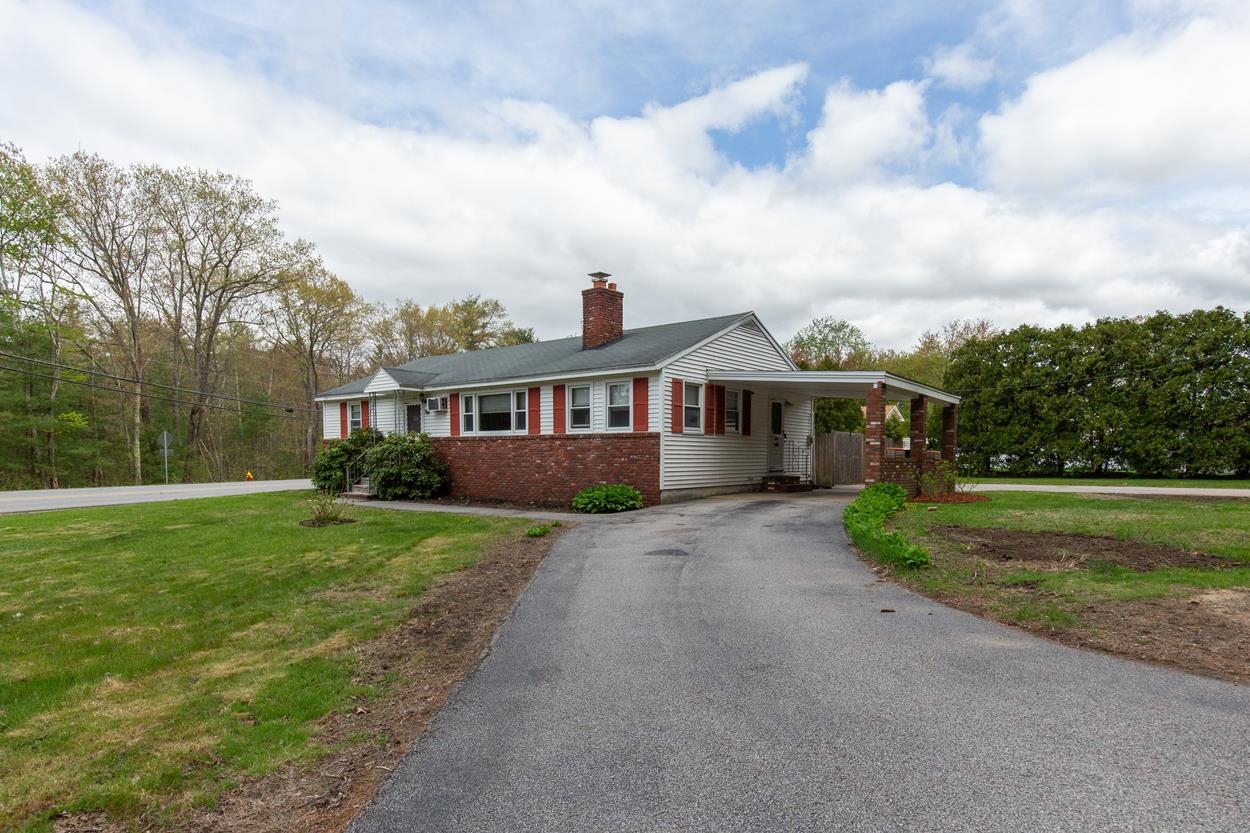 918 South Mammoth Road Manchester, NH 03109 - Photo 1 of 26