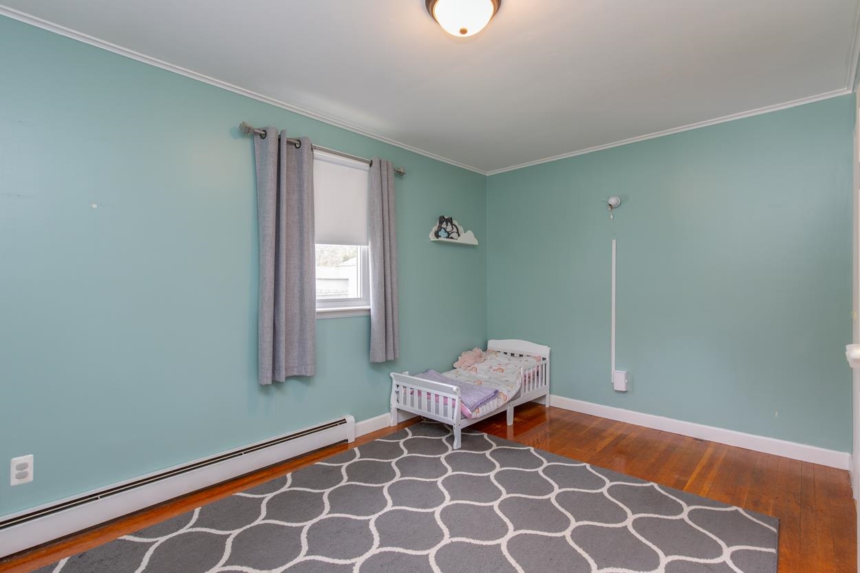918 South Mammoth Road Manchester, NH 03109 - Photo 11 of 26