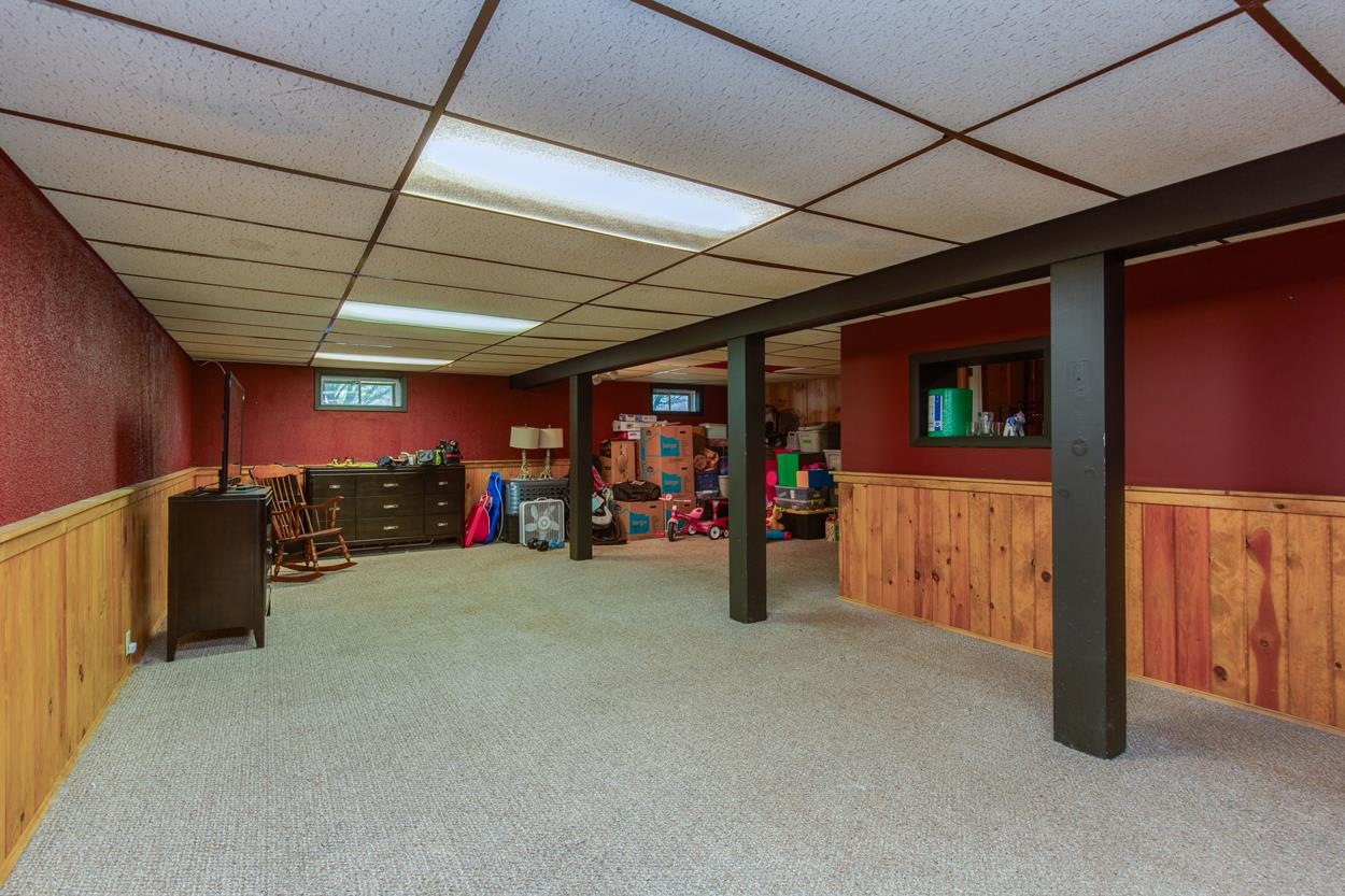 918 South Mammoth Road Manchester, NH 03109 - Photo 17 of 26