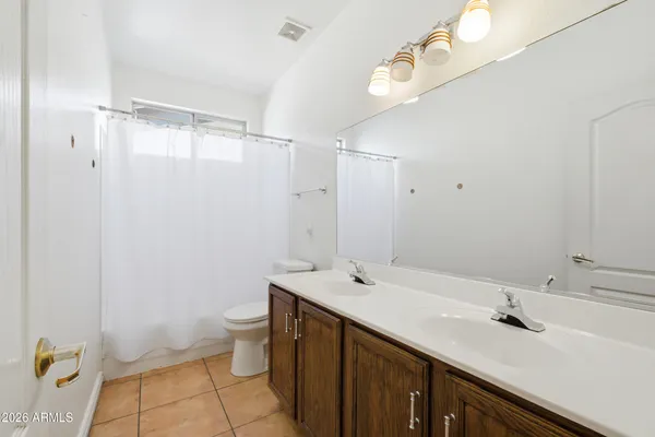 $583,500 | 1645 East Orangewood Street, Gilbert, AZ 85296