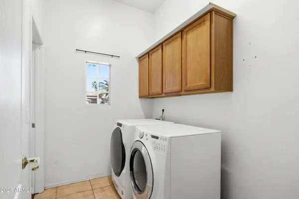 $583,500 | 1645 East Orangewood Street, Gilbert, AZ 85296