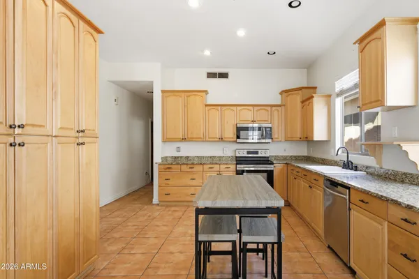 $583,500 | 1645 East Orangewood Street, Gilbert, AZ 85296