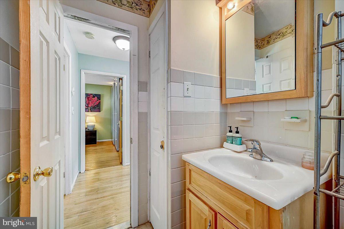 80 Falmouth Road Hamilton, NJ 08620 - Photo 22 of 40 Bathroom