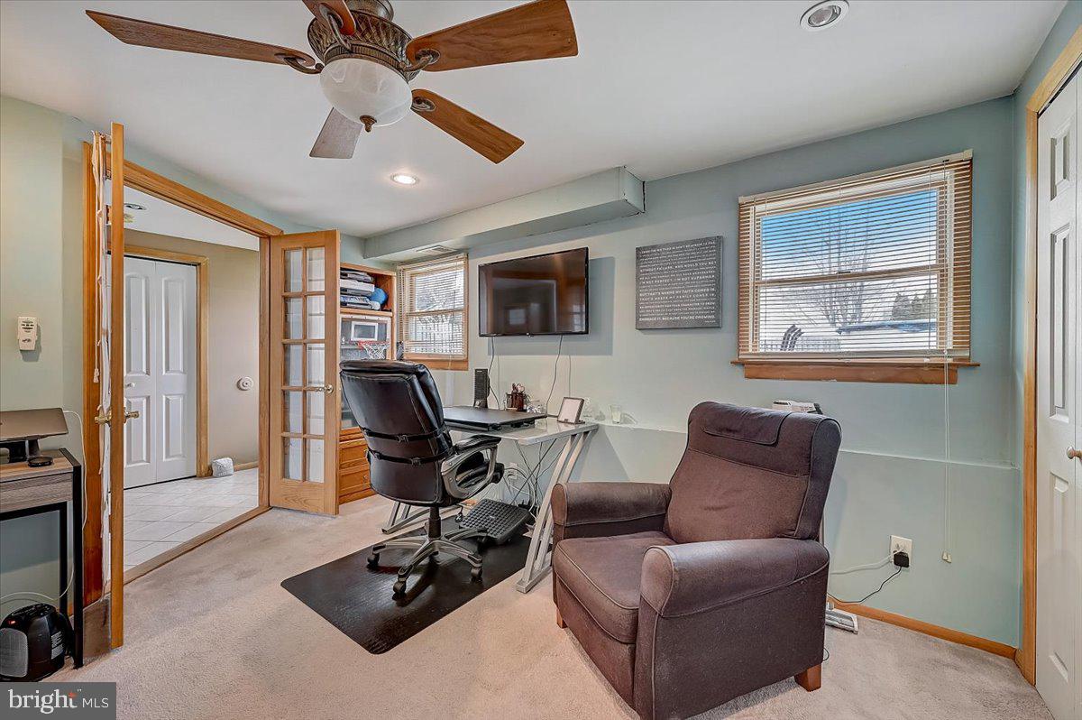 80 Falmouth Road Hamilton, NJ 08620 - Photo 28 of 40