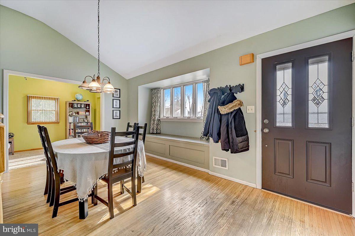80 Falmouth Road Hamilton, NJ 08620 - Photo 7 of 40 Dinning Room