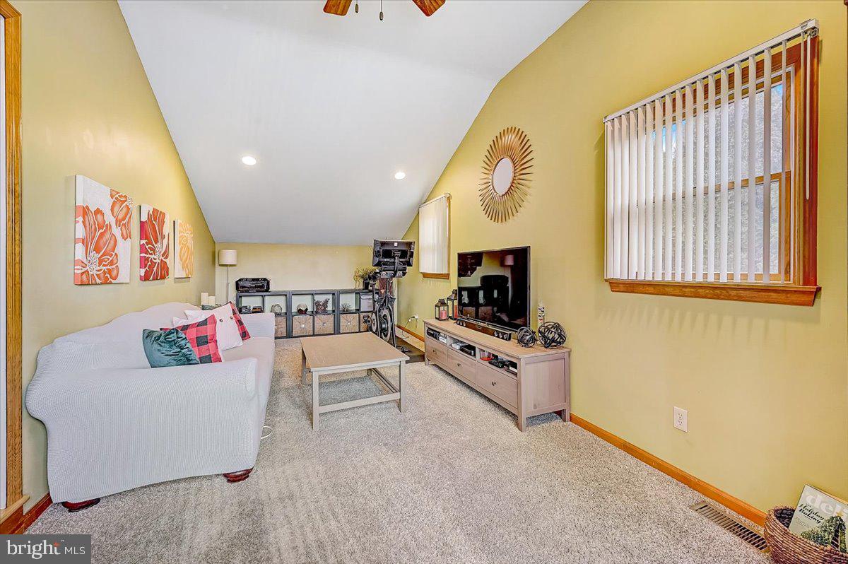 80 Falmouth Road Hamilton, NJ 08620 - Photo 10 of 40 Living Room