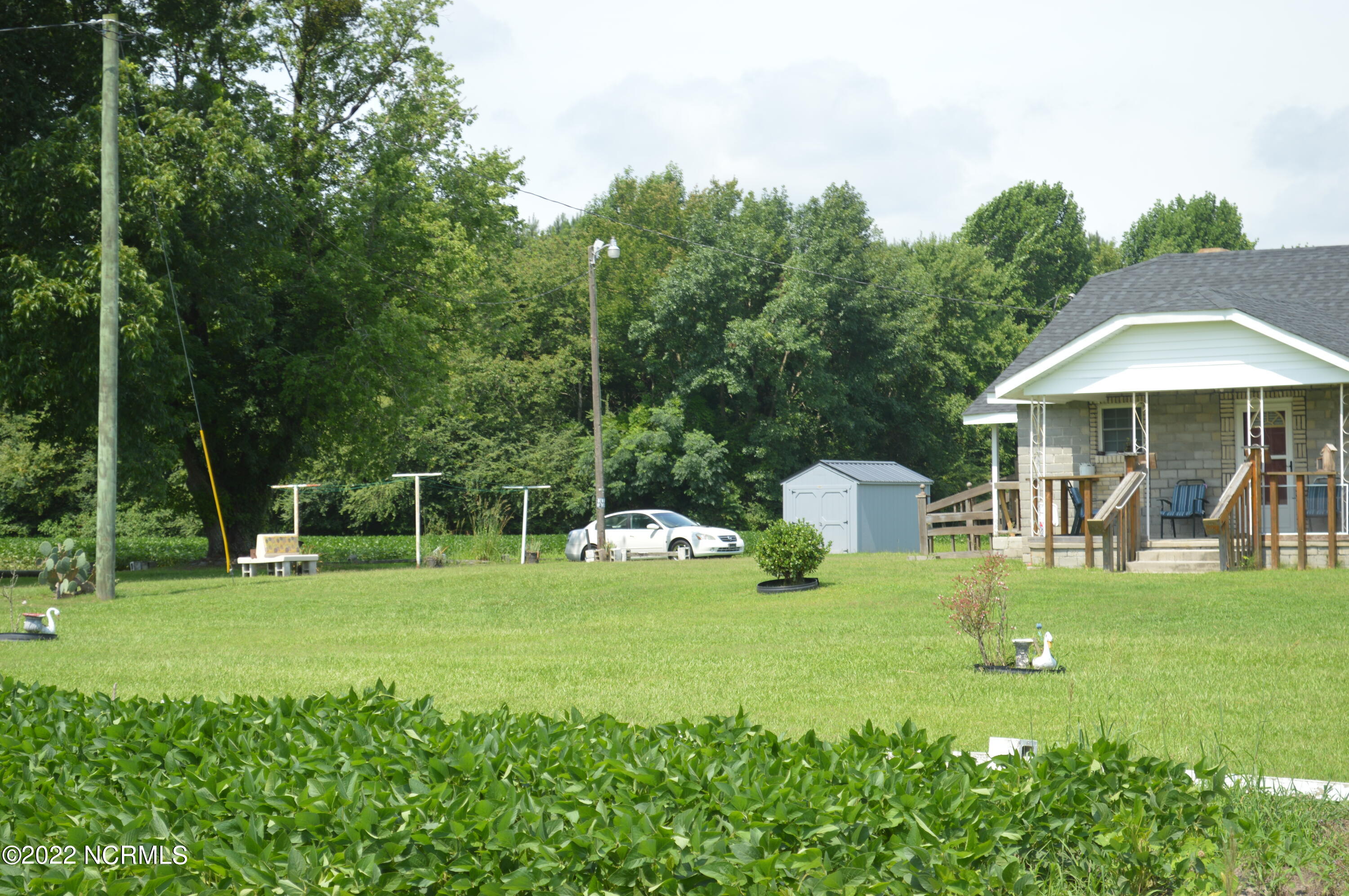 2817 Causey Road Kinston, NC 28501 - Photo 12 of 22 DSC_0135