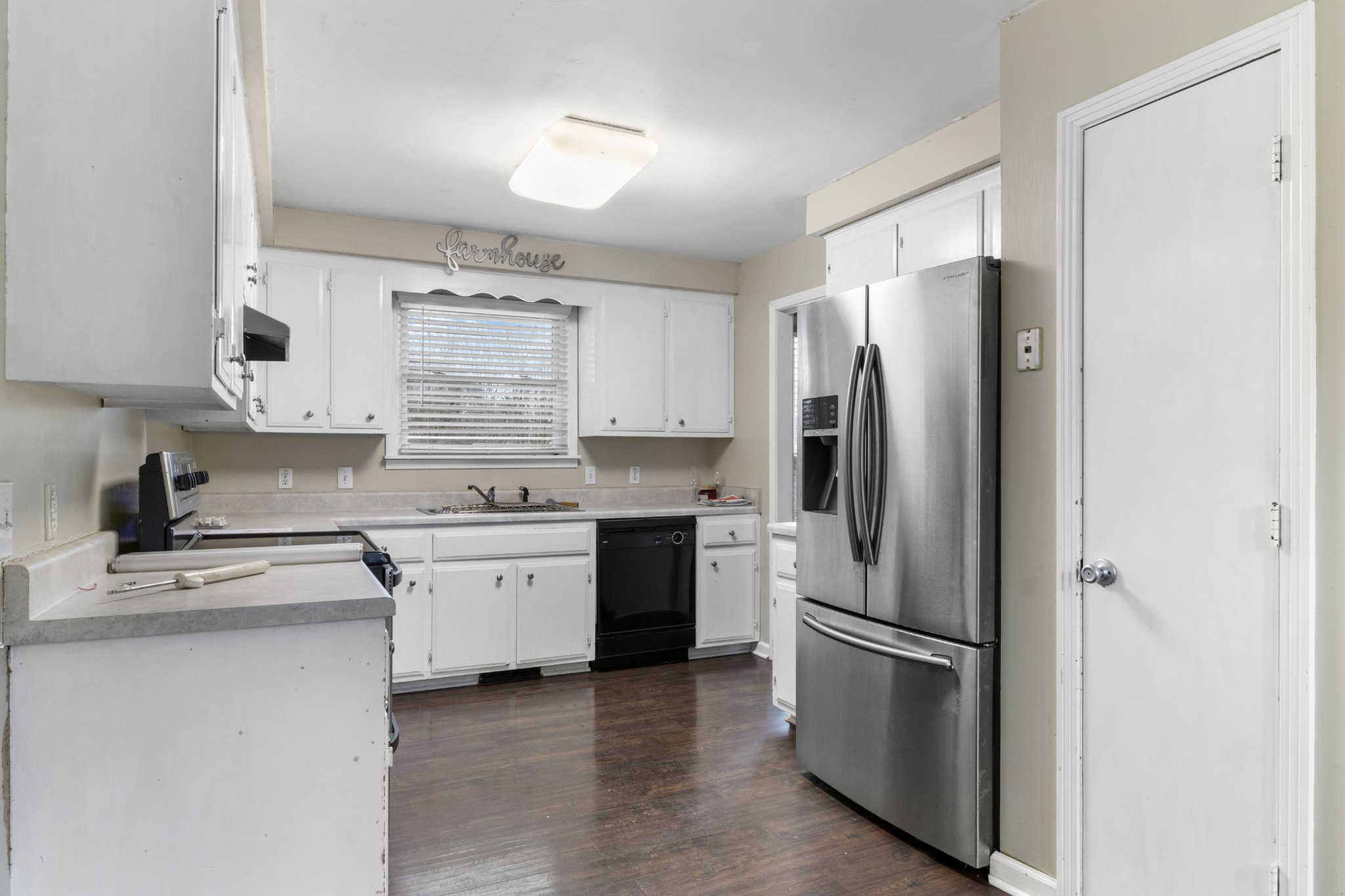 3045 Trough Springs Road Clarksville, TN 37043 - Photo 9 of 28 Gallery Image 9