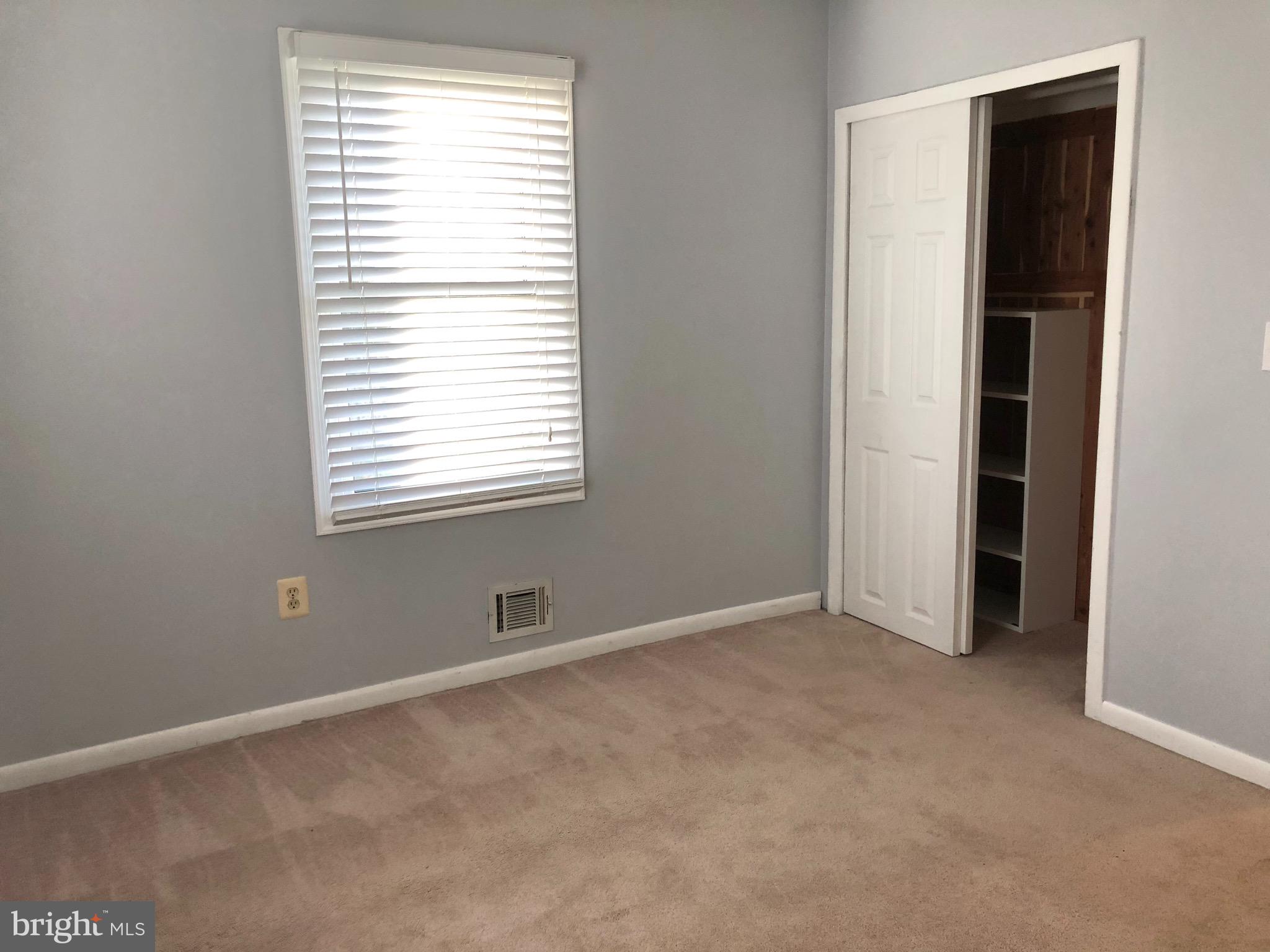 509 Westminister Road Edgewater, MD 21037 - Photo 11 of 37 First Floor Bedroom