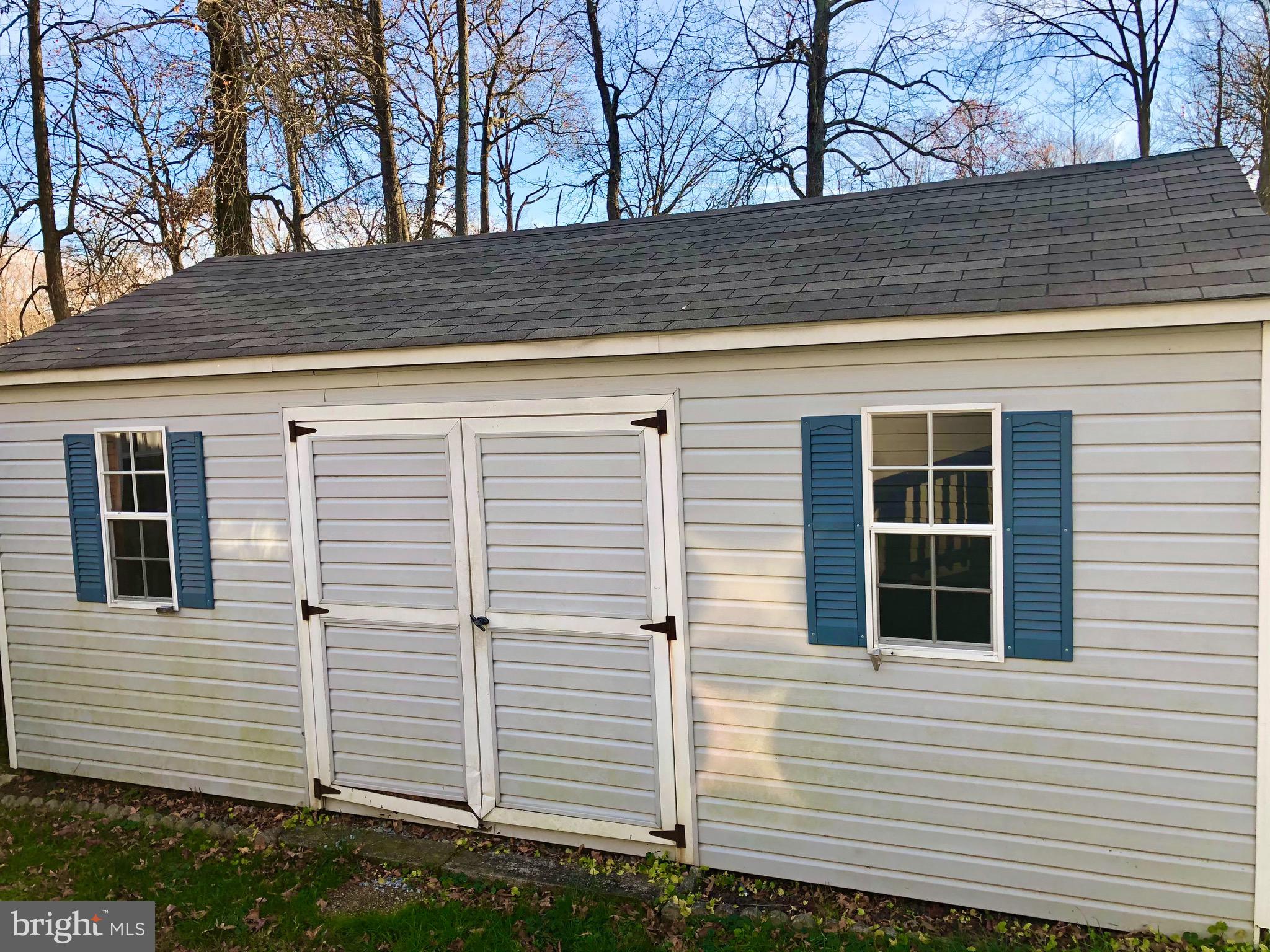 509 Westminister Road Edgewater, MD 21037 - Photo 24 of 37 Shed