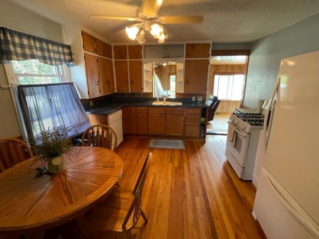 3210 South Walker Road Muskegon, MI 49444 - Photo 12 of 22 IMG_3293