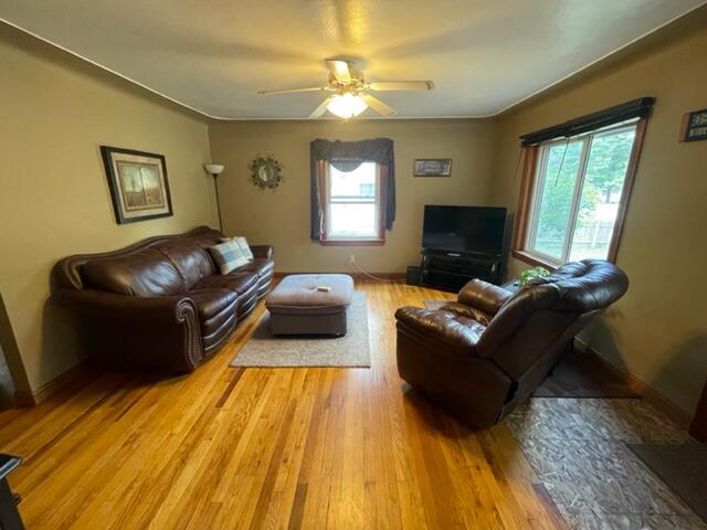 3210 South Walker Road Muskegon, MI 49444 - Photo 10 of 22 IMG_3287