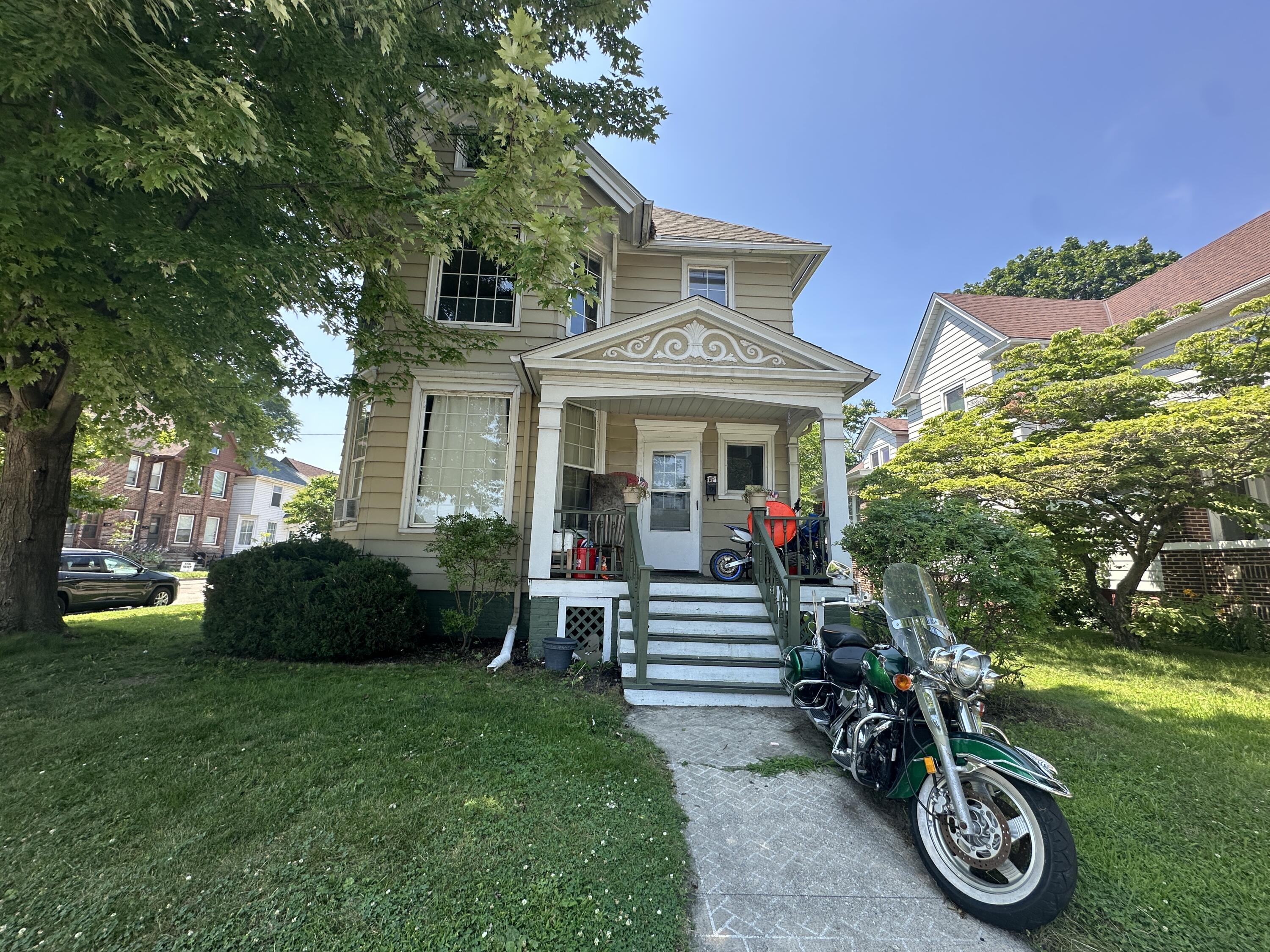 1600 North Main Street, Unit 1600 1/2 Racine, WI 53402 - Photo 1 of 1 IMG_5917