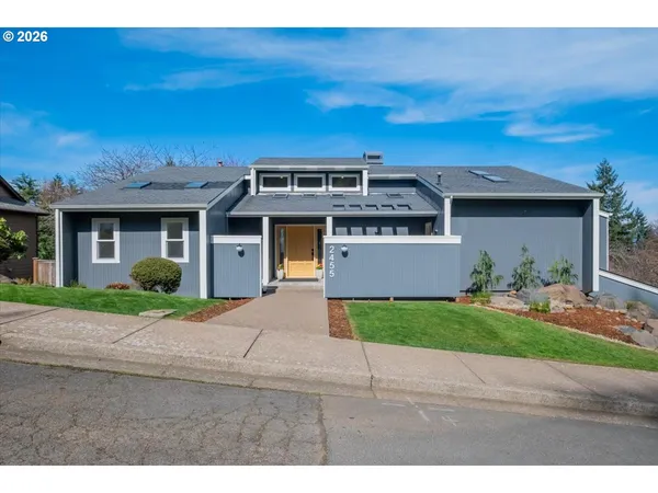 $899,900 | 2455 West 29th Avenue, Eugene, OR 97405