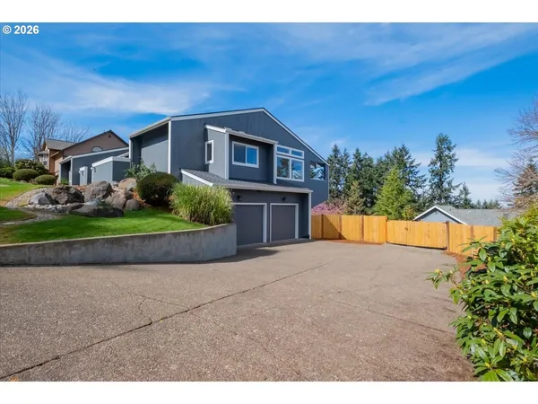 $899,900 | 2455 West 29th Avenue, Eugene, OR 97405