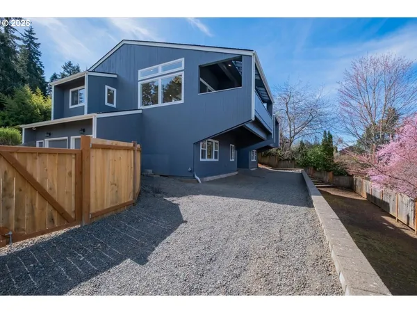 $899,900 | 2455 West 29th Avenue, Eugene, OR 97405