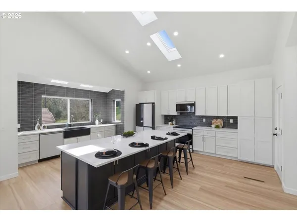 $899,900 | 2455 West 29th Avenue, Eugene, OR 97405