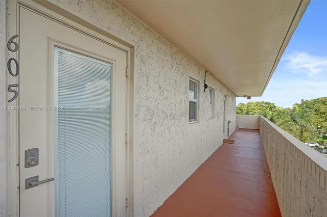 $149,000 | 8900 Washington Street, Unit PH5, Pembroke Pines, FL 33025