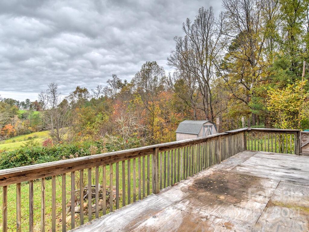 250 McLean Road Weaverville, NC 28787 - Photo 18 of 21 Gallery Image 18
