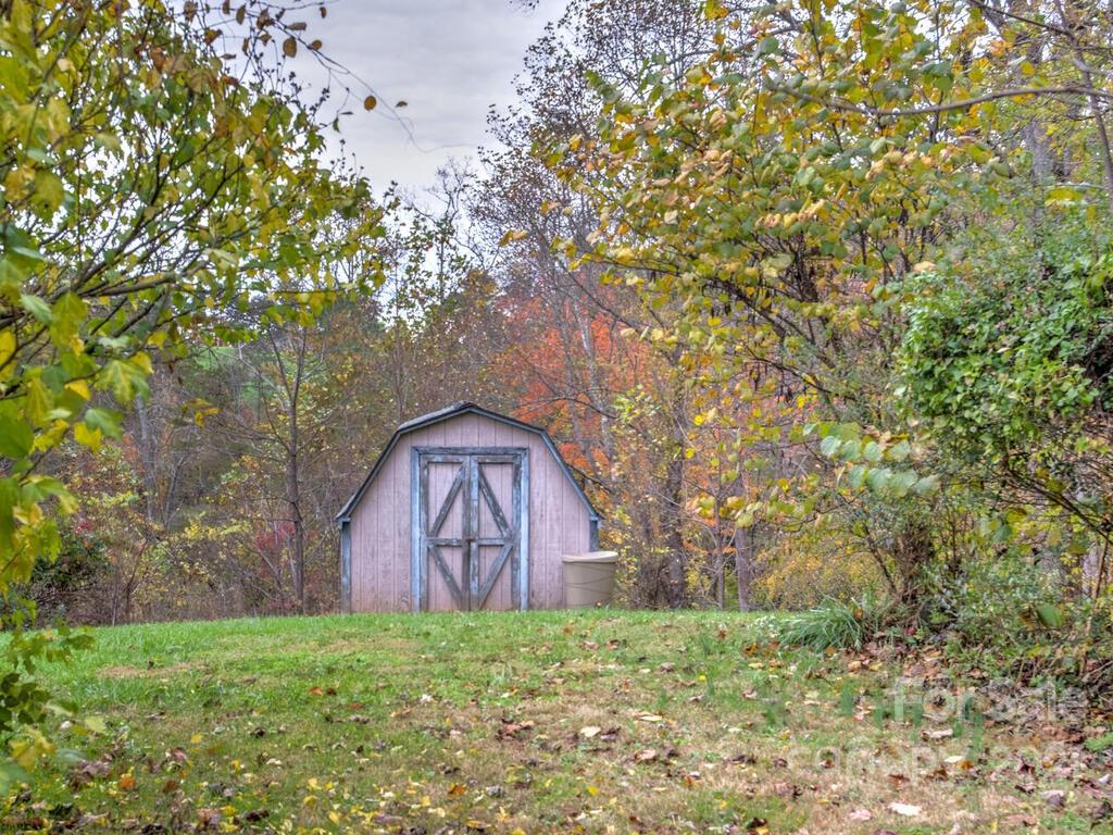 250 McLean Road Weaverville, NC 28787 - Photo 20 of 21 Gallery Image 20