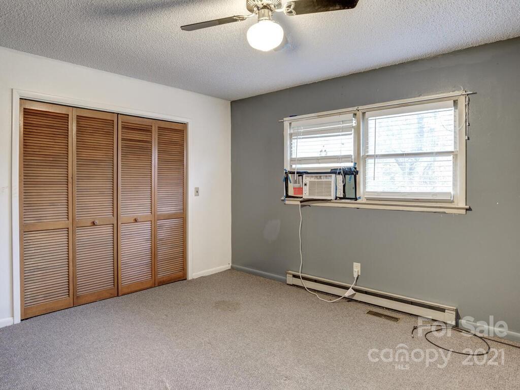 250 McLean Road Weaverville, NC 28787 - Photo 8 of 21 Gallery Image 8