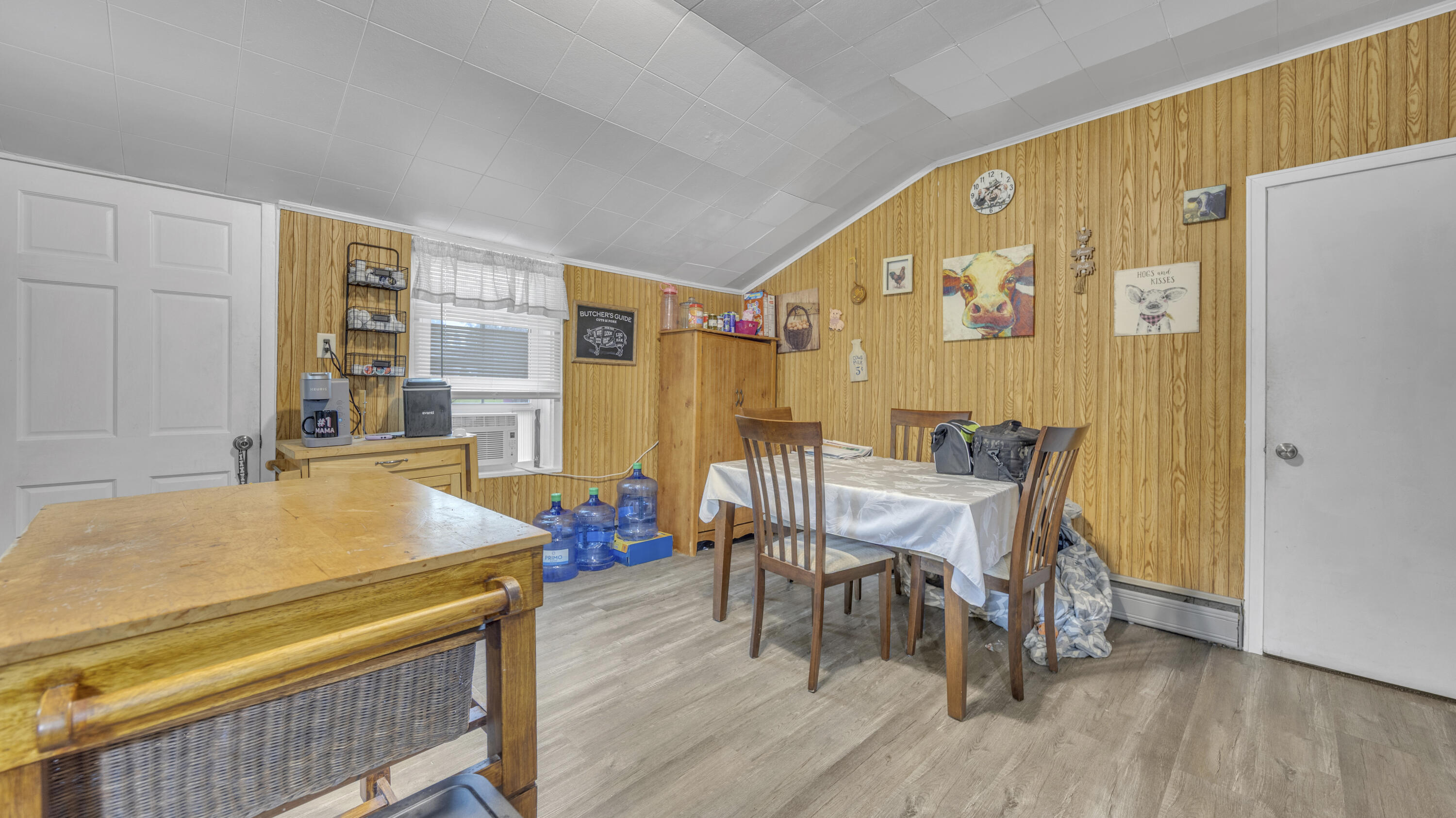 W4160 Main Road Herman, WI 53073 - Photo 27 of 39 Apt 4 Dining room