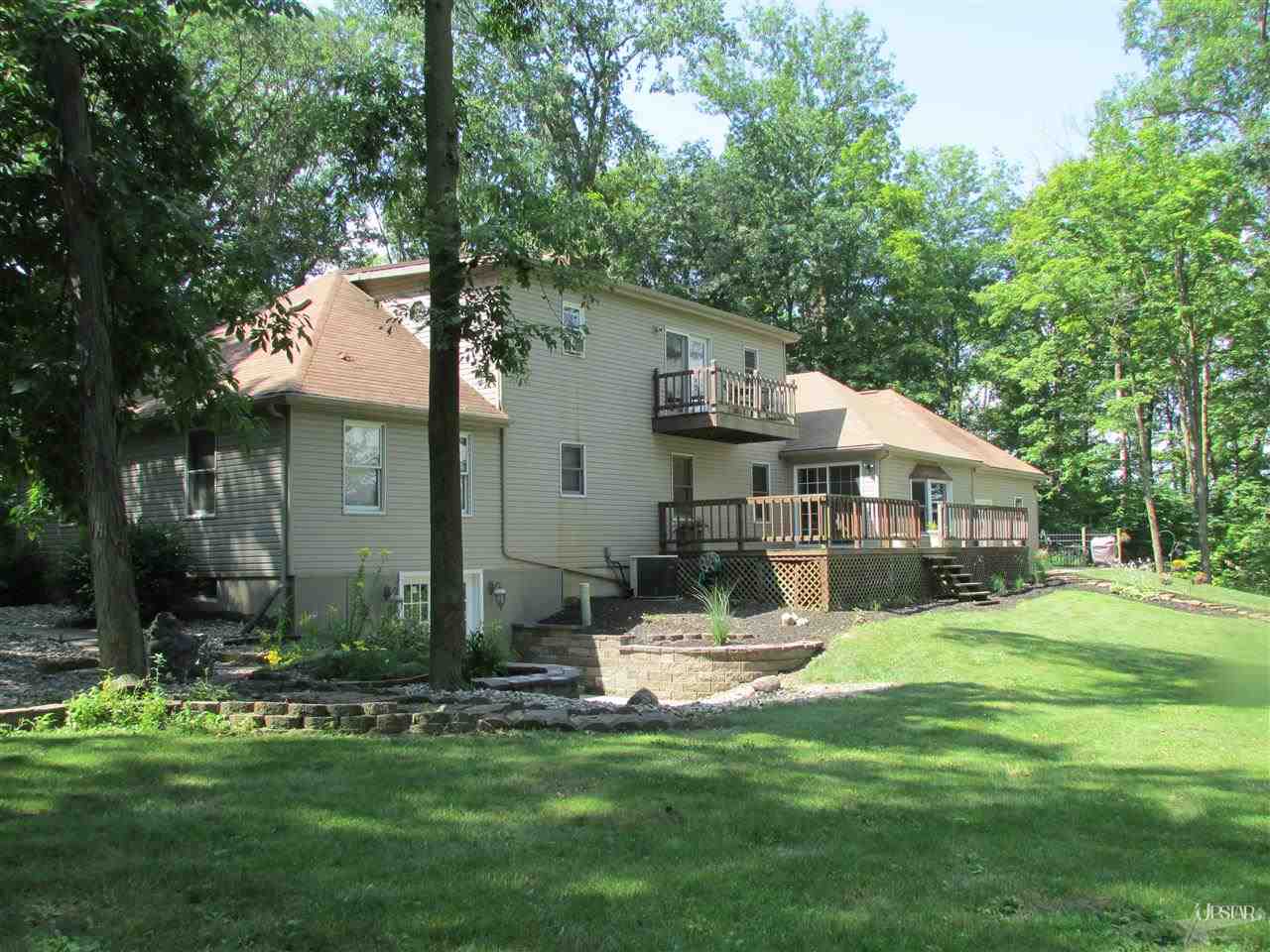 6124 Lower Huntington Road Fort Wayne, IN 46809 - Photo 3 of 30