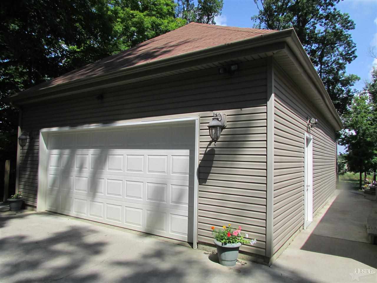 6124 Lower Huntington Road Fort Wayne, IN 46809 - Photo 29 of 30