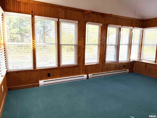 $234,900 | 24188 East County Highway, Canton, IL 61520