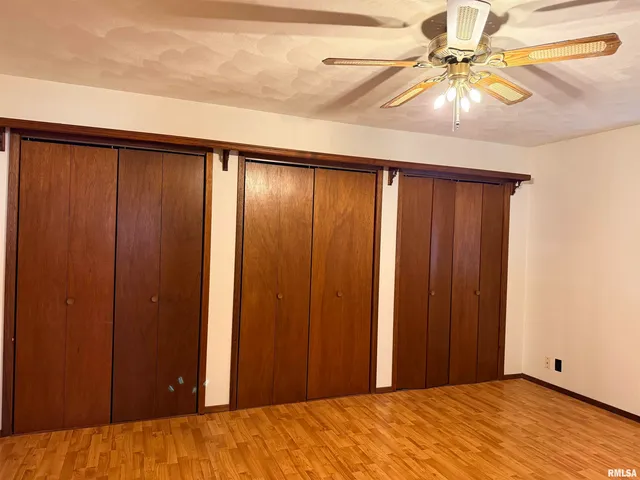 $234,900 | 24188 East County Highway, Canton, IL 61520