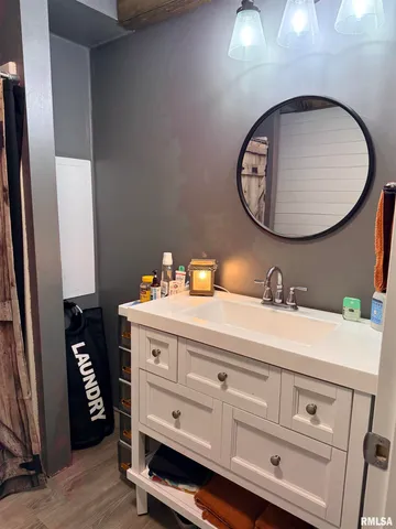 $234,900 | 24188 East County Highway, Canton, IL 61520