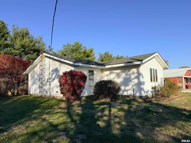 $234,900 | 24188 East County Highway, Canton, IL 61520