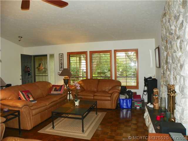 2423 Southwest Murphy Road Palm City, FL 34990 - Photo 17 of 25 Living Room.