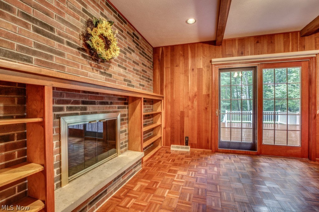 1144 Dorsh Road Cleveland, OH 44121 - Photo 13 of 25