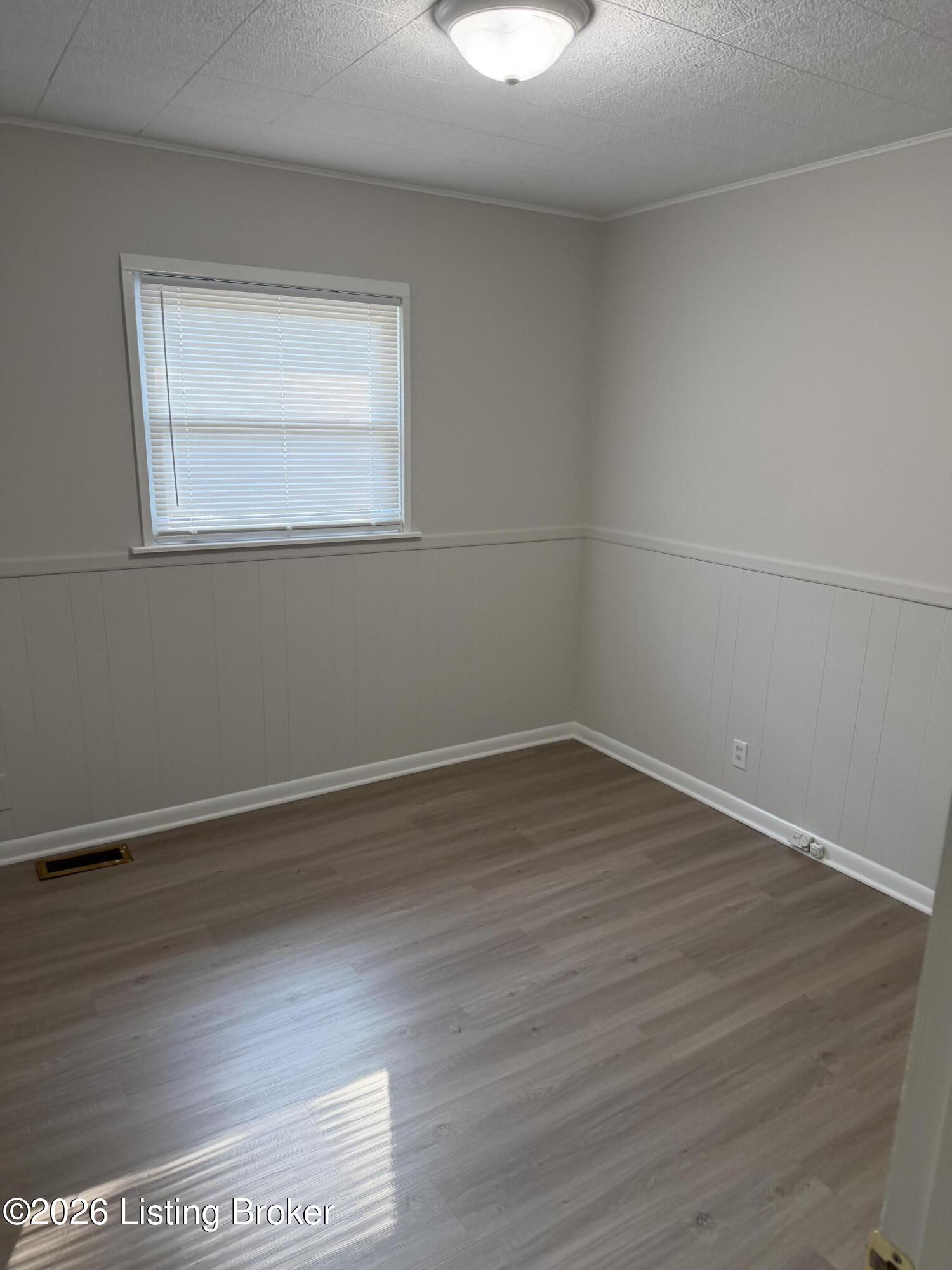 3732 Rouge Way Louisville, KY 40218 - Photo 17 of 38 image27