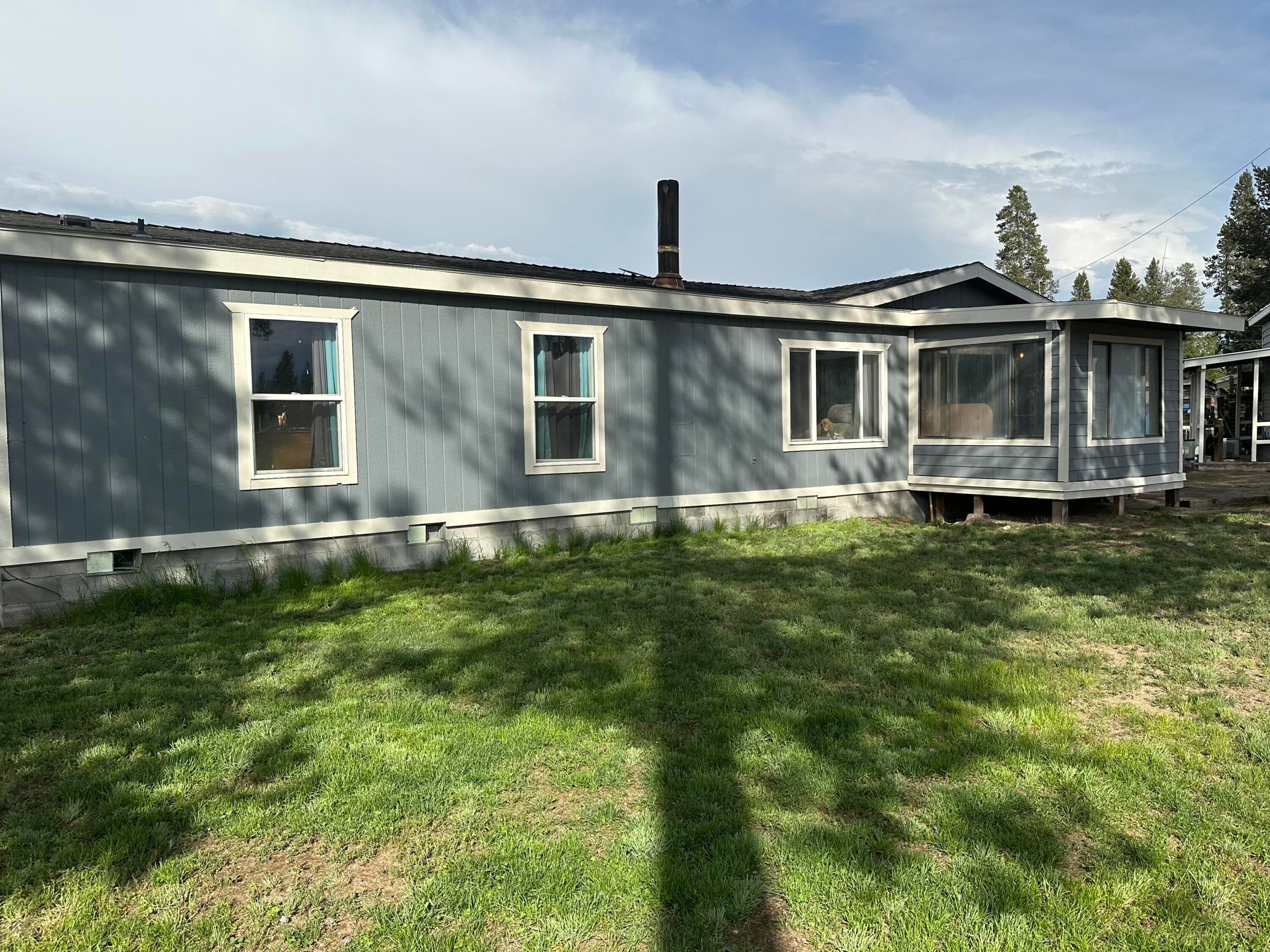 9241 Split Rail Road La Pine, OR 97739 - Photo 9 of 57 Front of Home