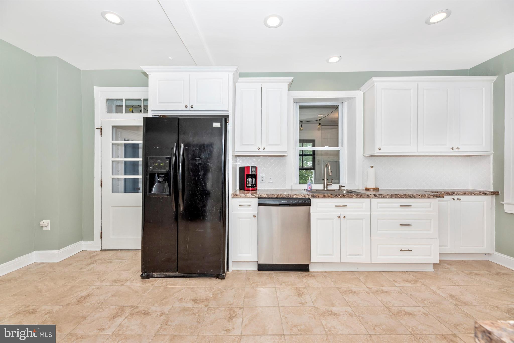8206 Rocky Ridge Road Thurmont, MD 21788 - Photo 22 of 69 Kitchen