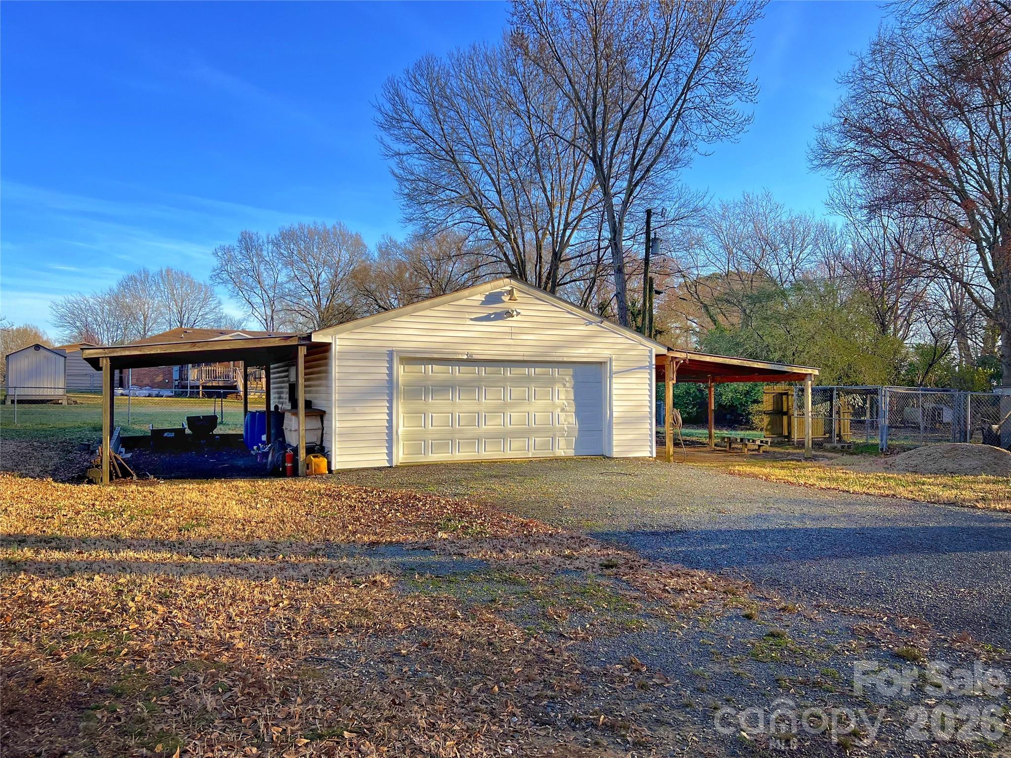 1308 Stallings Road Matthews, NC 28104 - Photo 31 of 33