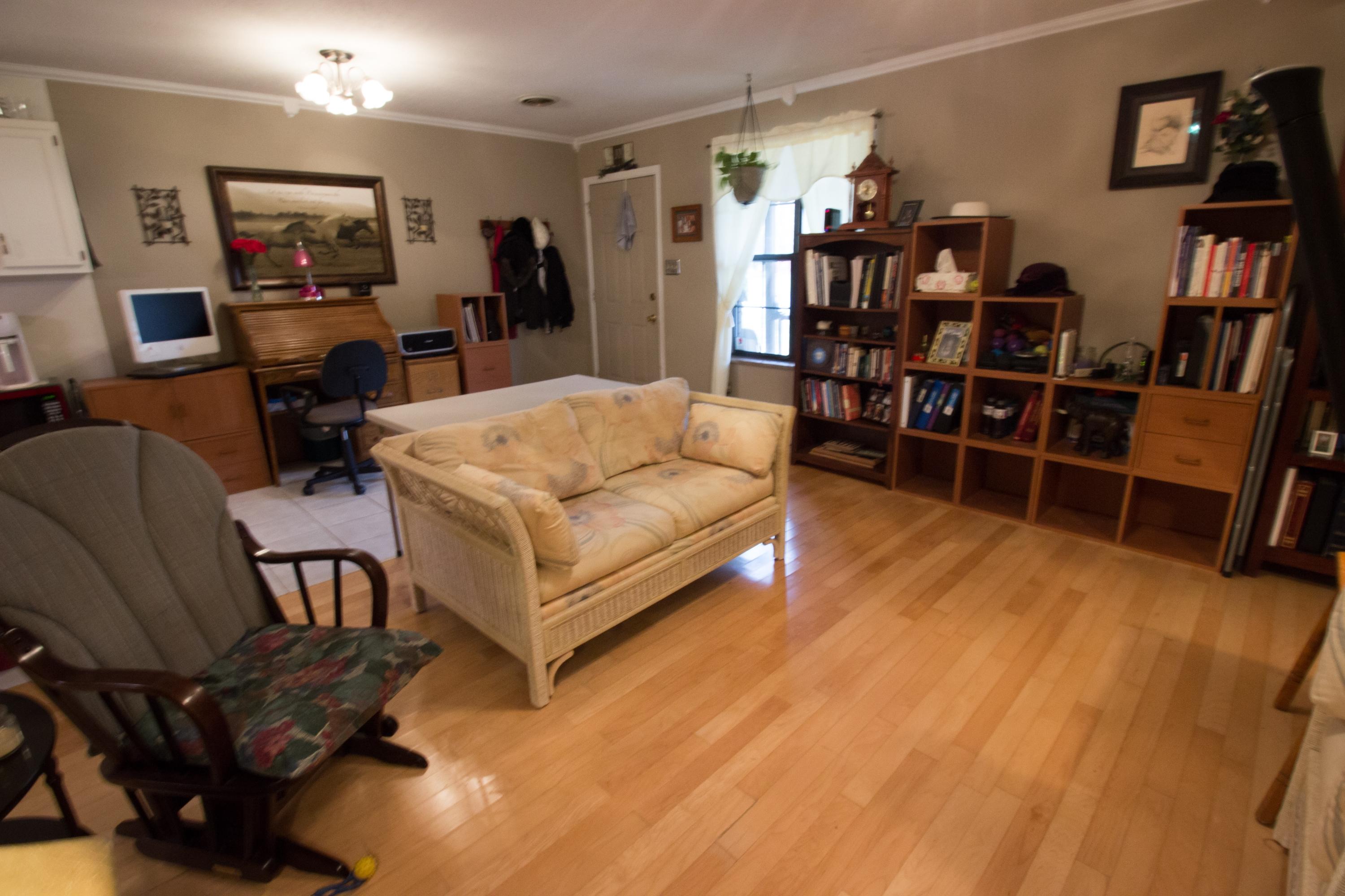 2702 Sood Road, Unit 4 Knoxville, TN 37921 - Photo 5 of 17 Living Room