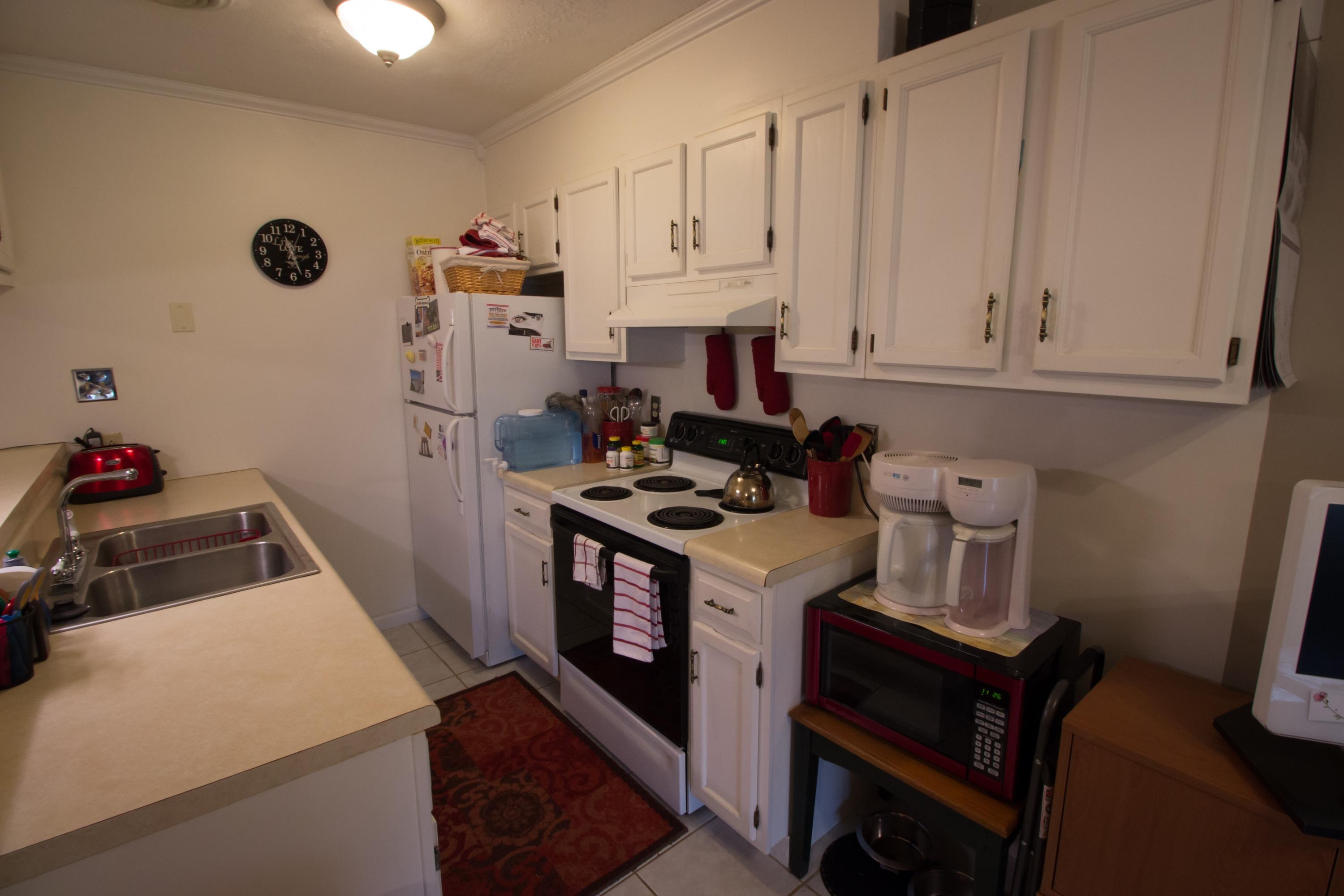 2702 Sood Road, Unit 4 Knoxville, TN 37921 - Photo 9 of 17 Kitchen