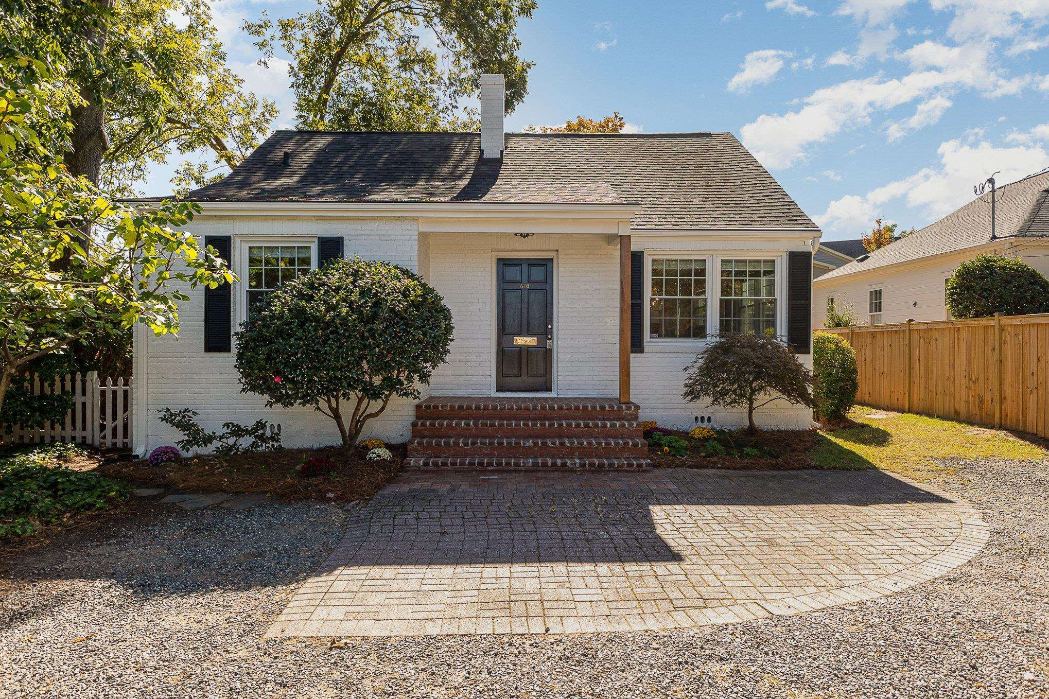 618 East Whitaker Mill Road Raleigh, NC 27608 - Photo 3 of 24 Photo 3