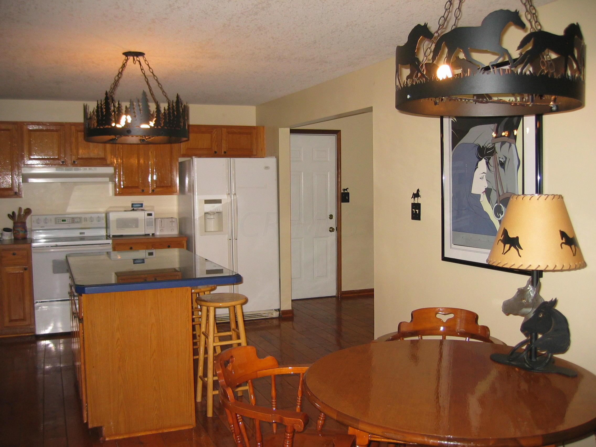 4087 Price Road Newark, OH 43055 - Photo 4 of 32 Gallery Image 4