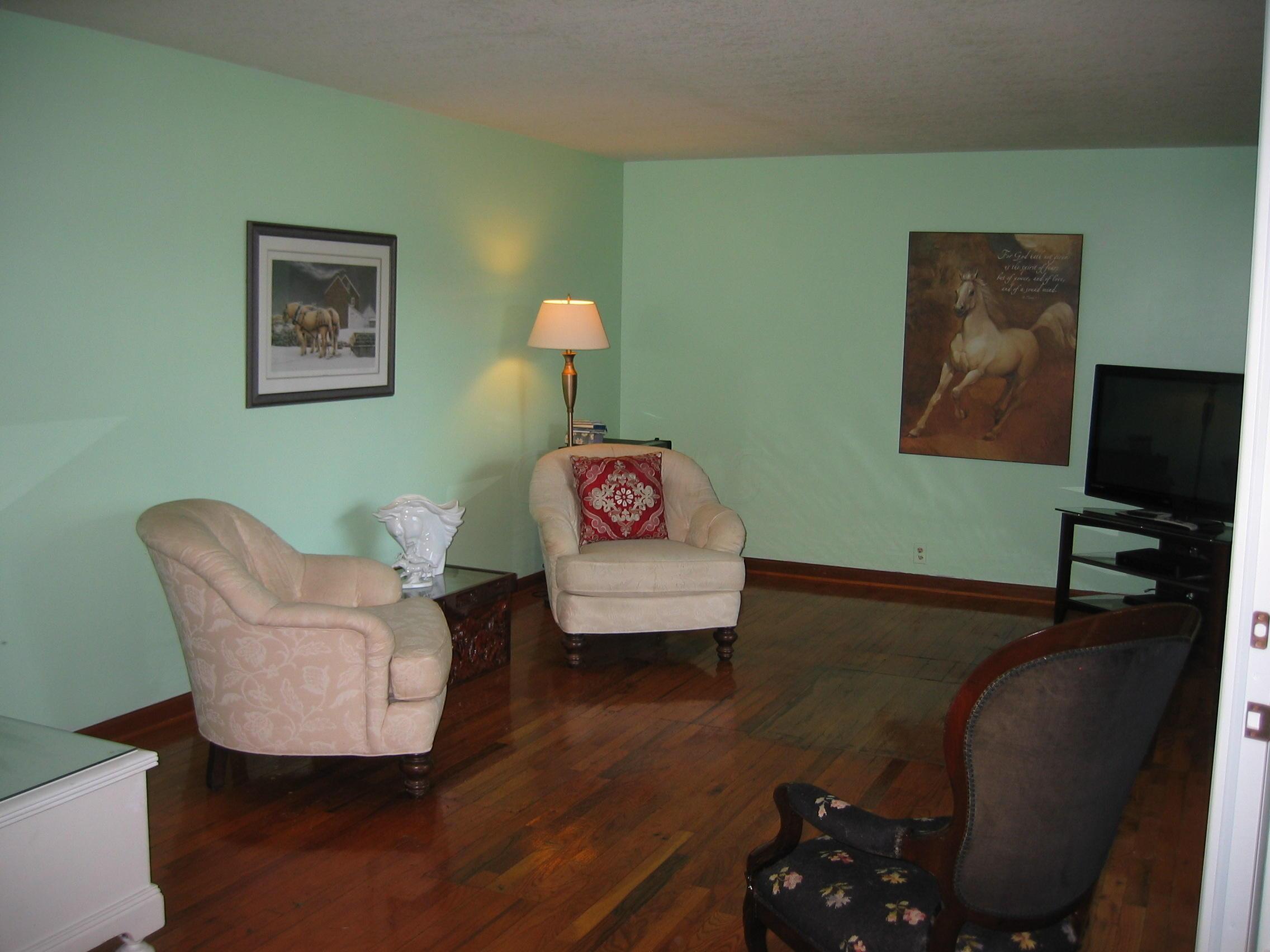 4087 Price Road Newark, OH 43055 - Photo 7 of 32 Gallery Image 7