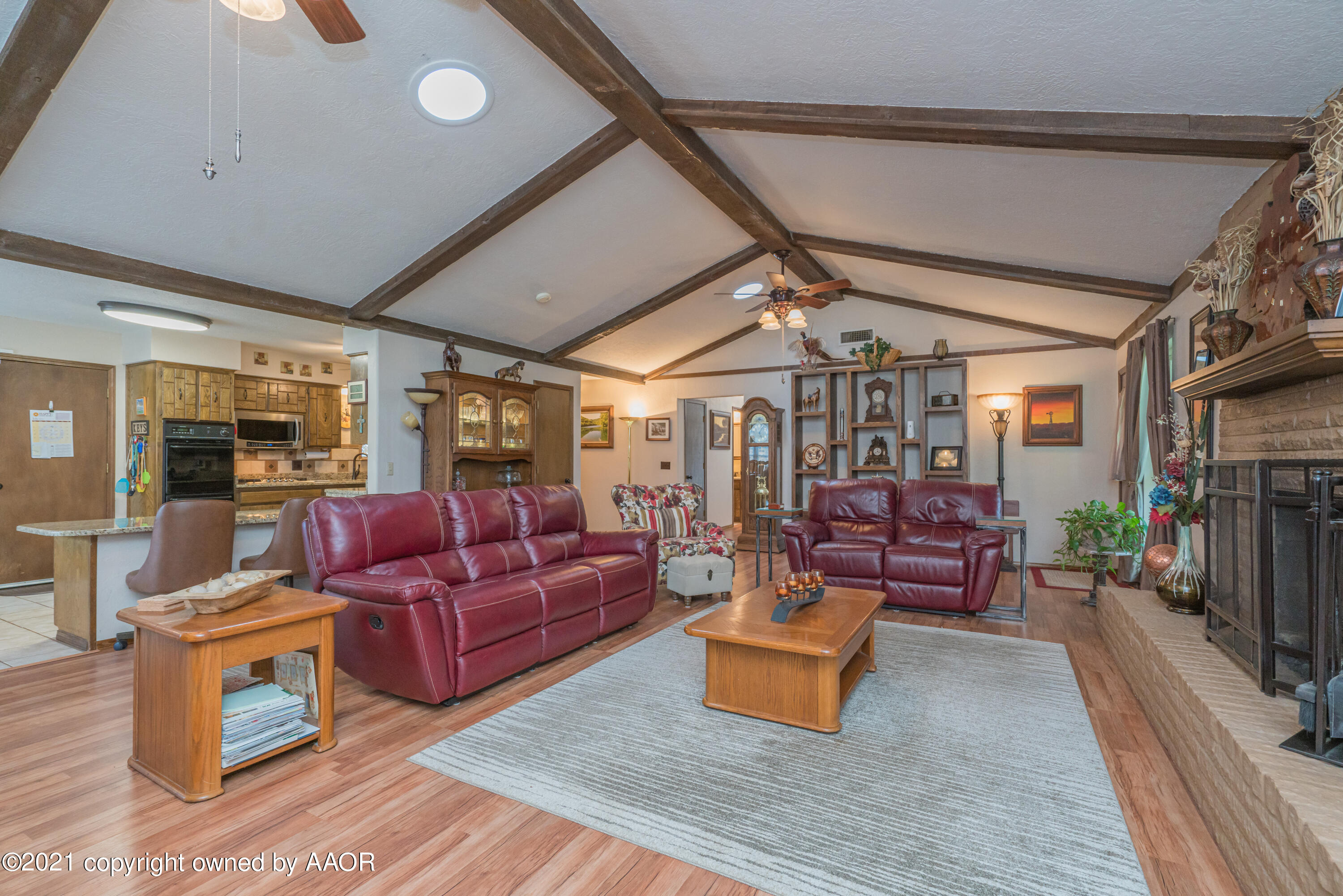 5122 Camp Lane Amarillo, TX 79110 - Photo 5 of 25 5122 Camp-8 Living Room V3