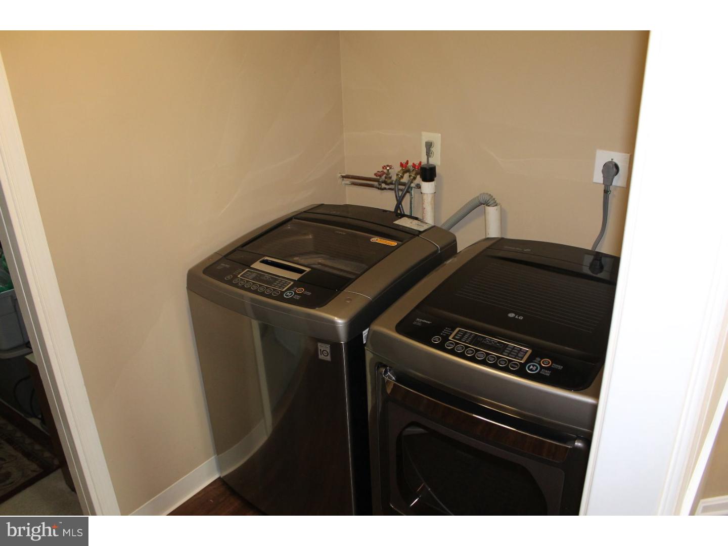 45 South Timber Road Holland, PA 18966 - Photo 22 of 25 Laundry Room